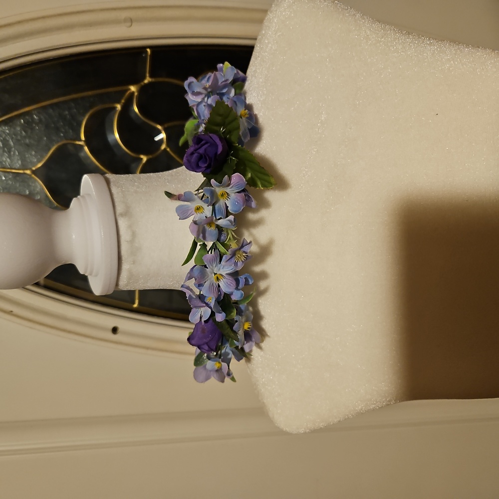 ๐ Hand Crafted Purple & Blue Silk Flower Crown - Picture 9 of 10